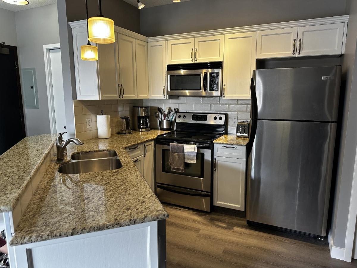 Luxury Two Queen Beds Condo - Grande Rockies Resort Indoor Parking Pool Hot Tub Gym كانمور المظهر الخارجي الصورة